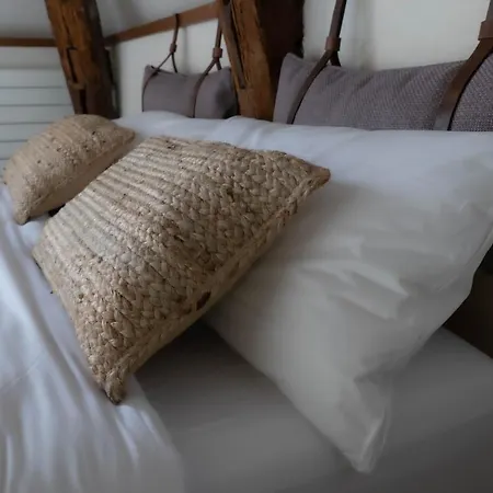 Toussaint - Calme & Authentique Apartment *