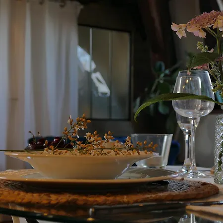 Apartment Toussaint - Calme & Authentique Angers